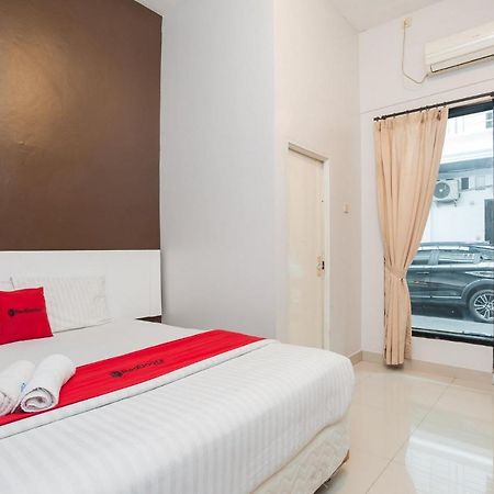 Reddoorz Syariah Near Taman Air Mancur Bogor Hotel Eksteriør billede