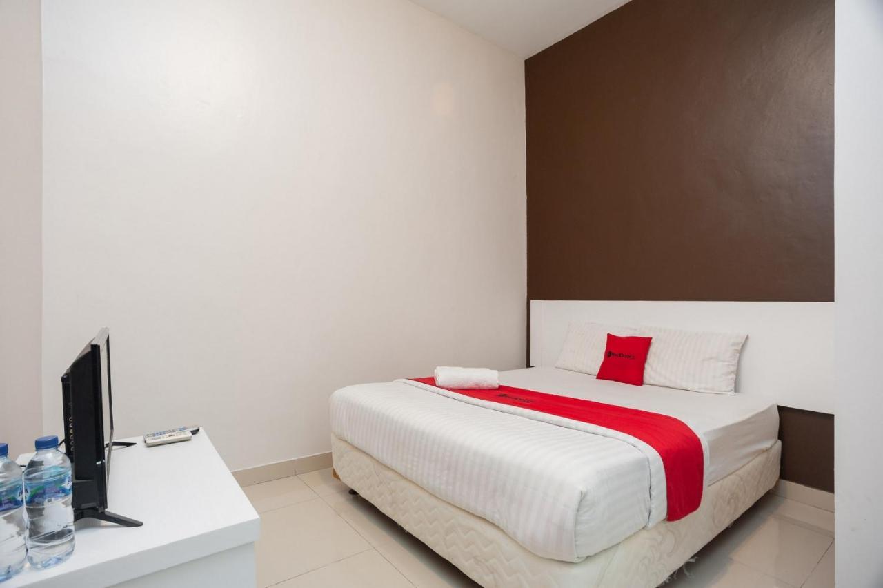 Reddoorz Syariah Near Taman Air Mancur Bogor Hotel Eksteriør billede