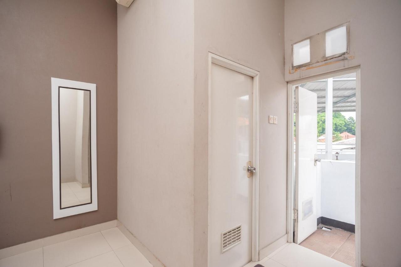 Reddoorz Syariah Near Taman Air Mancur Bogor Hotel Eksteriør billede