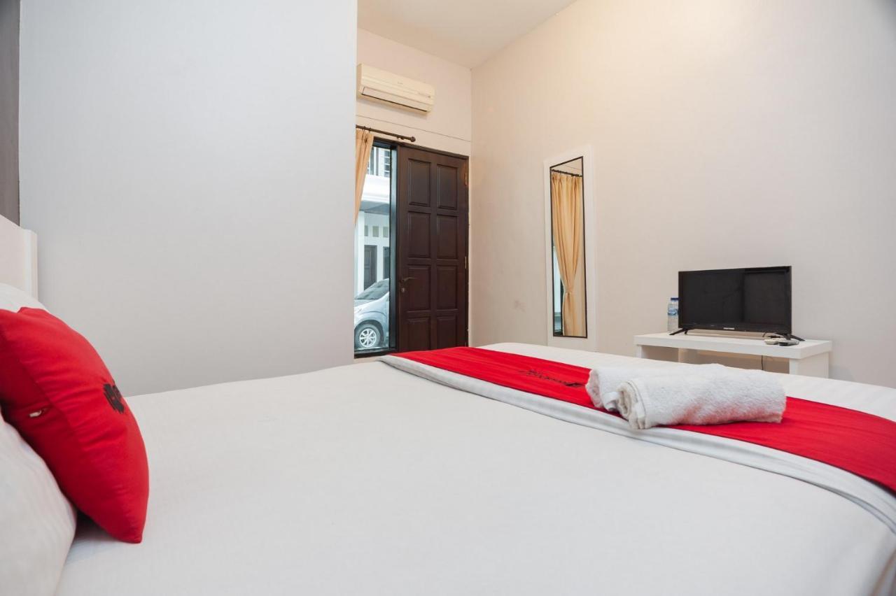 Reddoorz Syariah Near Taman Air Mancur Bogor Hotel Eksteriør billede