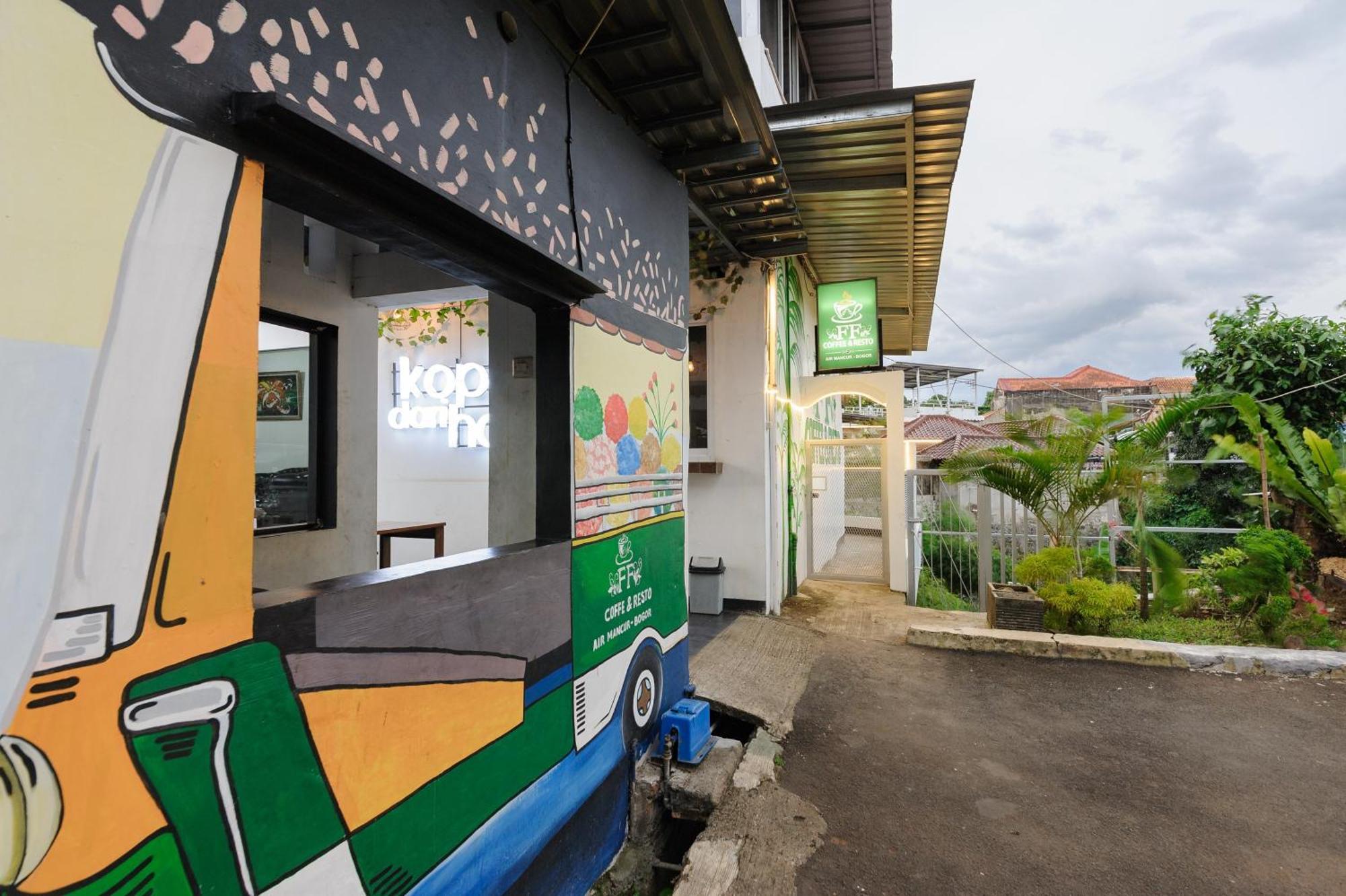Reddoorz Syariah Near Taman Air Mancur Bogor Hotel Eksteriør billede